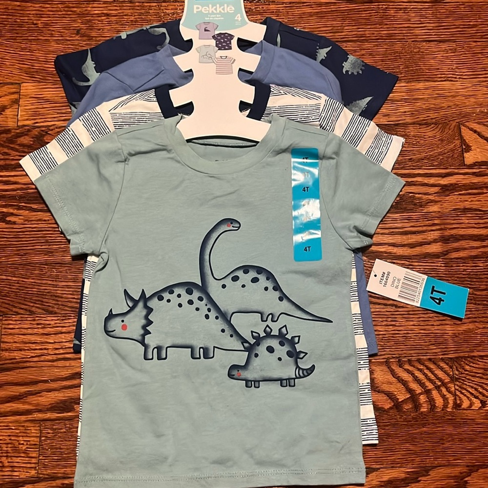 Toddler boy 4 T-shirt set